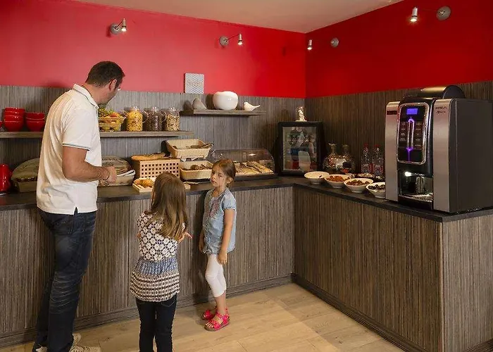 Loges Du Park - 酒店 艾克斯莱班