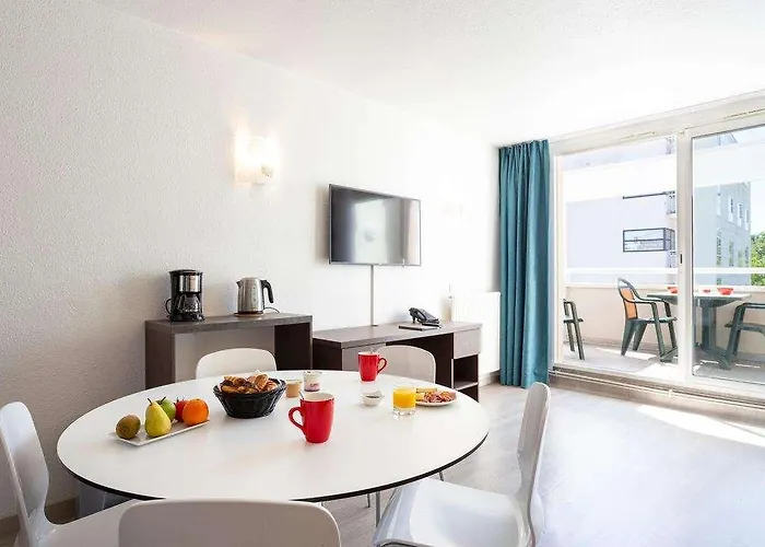 Loges Du Park - Hotel